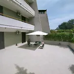 Tarantula House